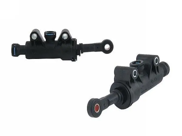 Porsche Clutch Master Cylinder 1
