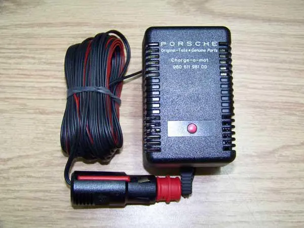Porsche Tequipment Battery Charger - Maintainer 1