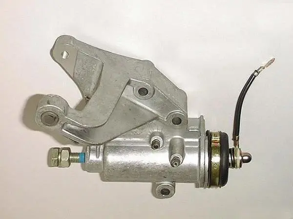 Porsche 928 Hydraulic Tensioner Assembly 1