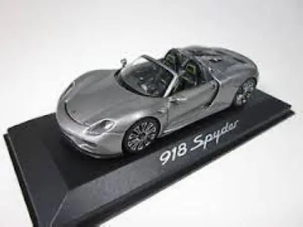 Porsche Model 918 Spyder 1