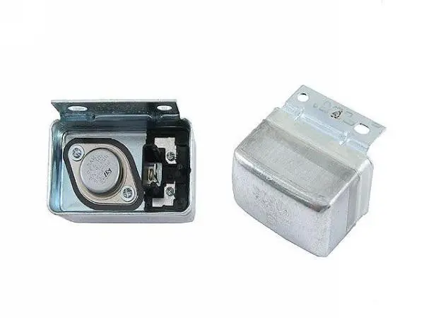 Bosch Voltage Regulator - External 1