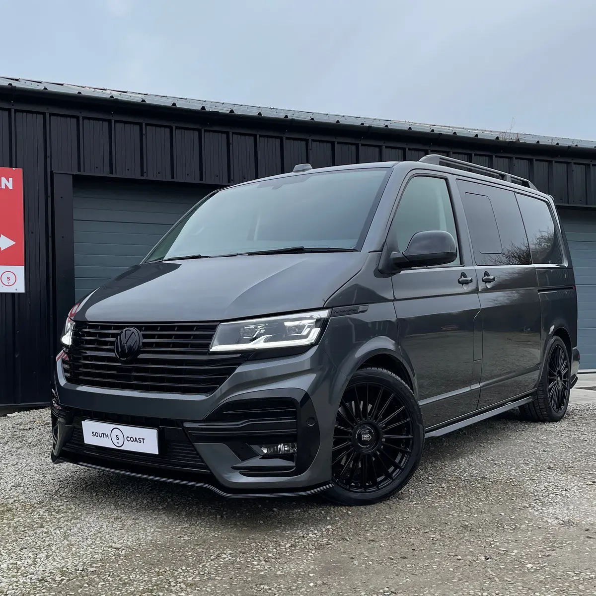 Highline T6.1 Swb T32 Kombi With Full Lvr Kit And Leather Interior 1