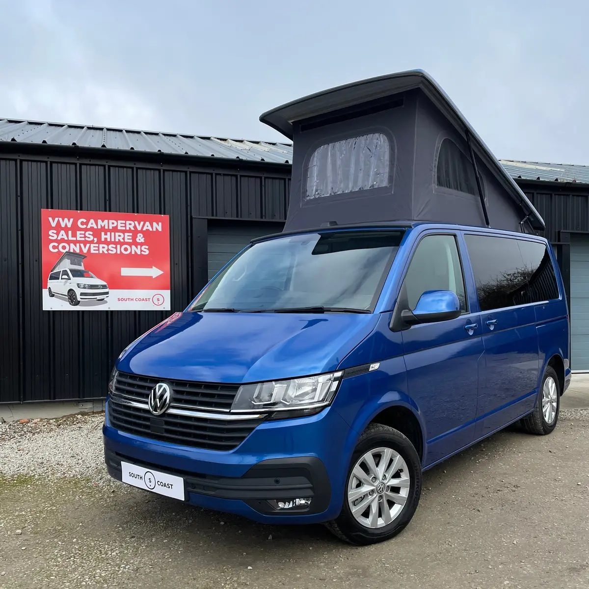 Ex Demo -  T6.1 Highline Campervan 2022 (72 Plate) - Ravenna Blue 1