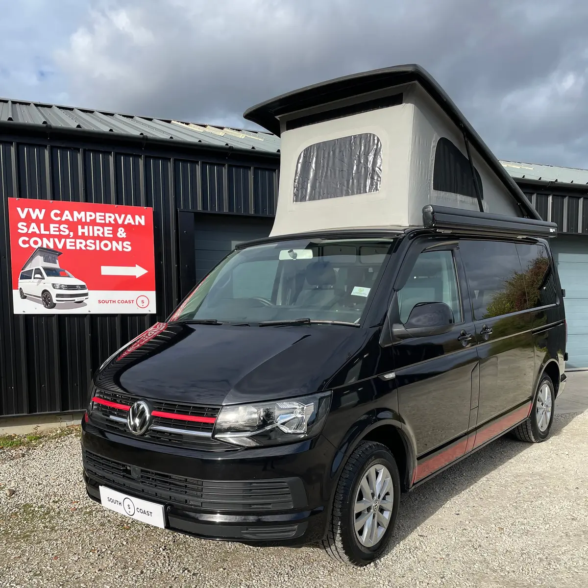 T6 Swb Trendline Campervan 2018 With Air Con - Black 1