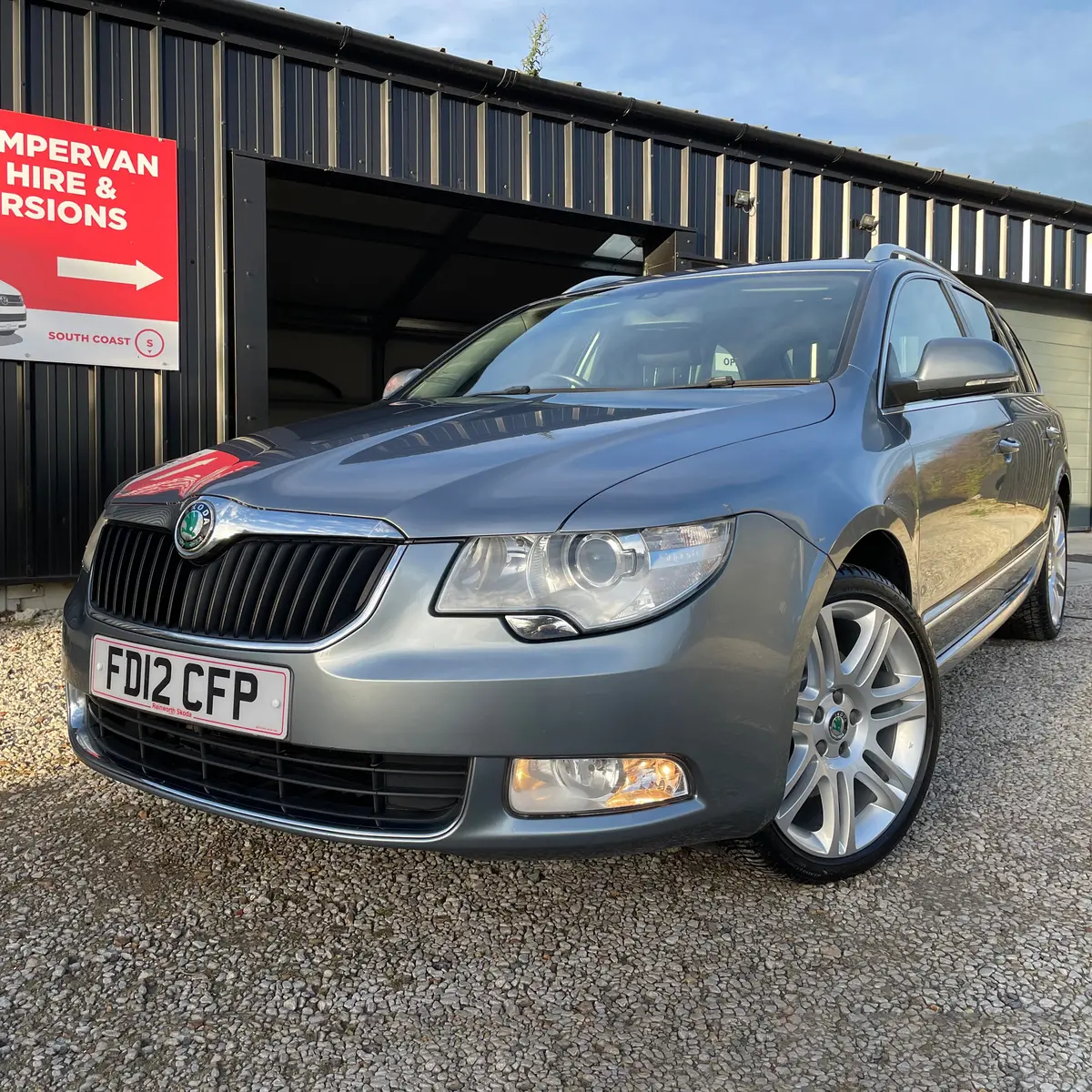Skoda Superb Estate 2.0 Tdi Elegance Dsg 1