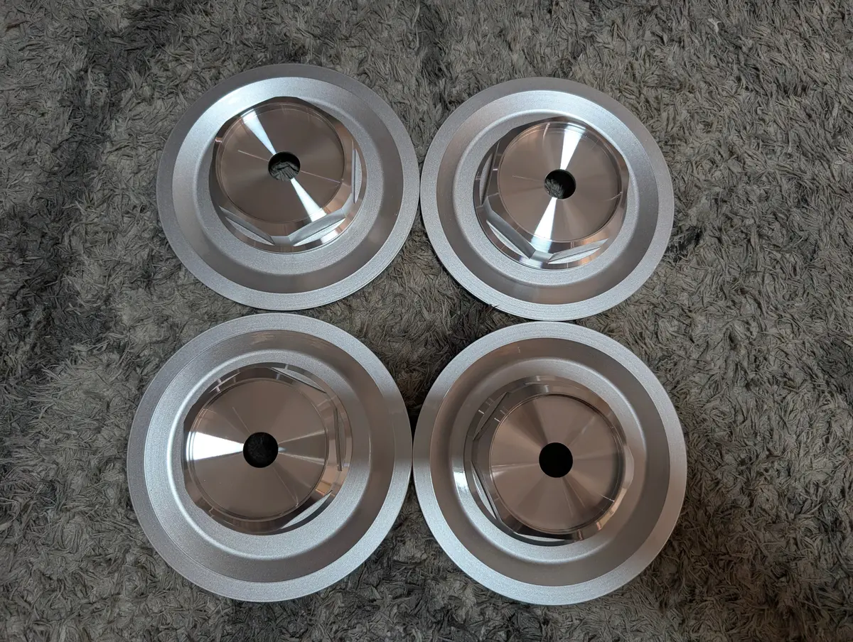 Momo Star Nut & Plate Set Of 4 Vk Vl Brock Holden Commodore 1