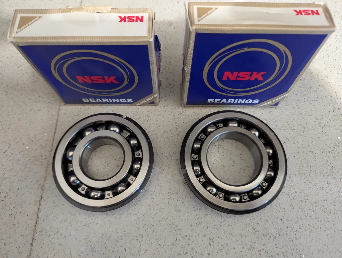 Ford 4 Speed Toploader Bearings Nsk Input & Output Shaft Xw Xy Gt Gs Xa Xb 1