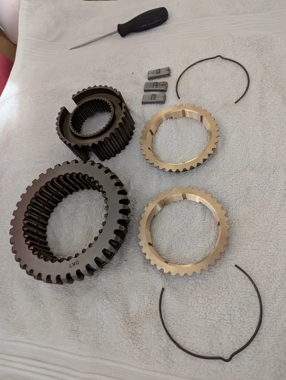 Ford 4 Speed Toploader 1-2 Synchroniser Assembly  Xt Xw Xy Xa Xb Gt Falcon Mustang 1